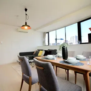 Apartment Luxes - 10 Min Station & 2br Up To 10p Hiroshima